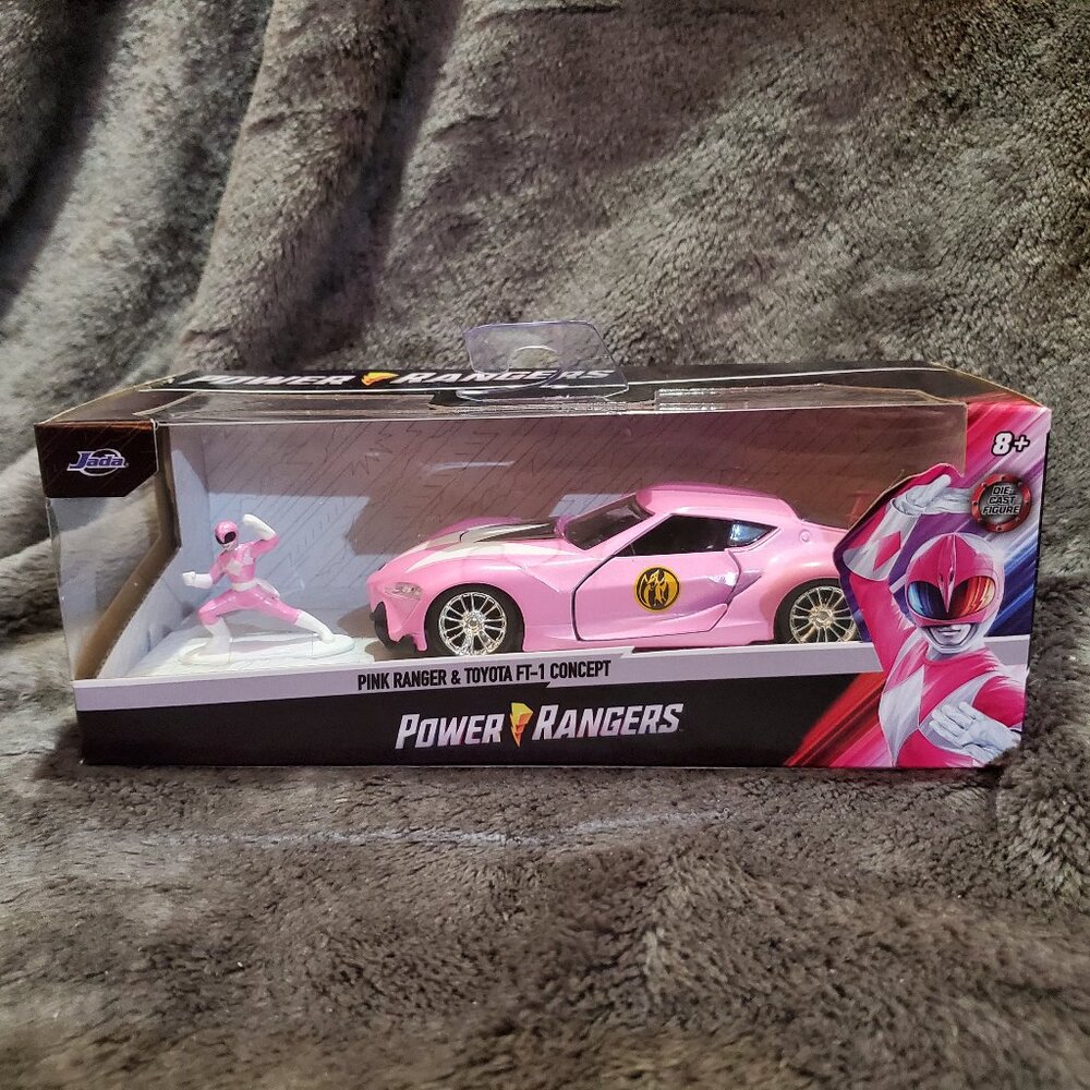 Power Rangers Pink Ranger Figure w/Toyota FT1 Concept Car Hasbro 1/32 Jada Toys